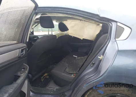 2015 Subaru Legacy 2.5I Premium z USA, uszkodzony, nr VIN 4S3BNAF64F3029598